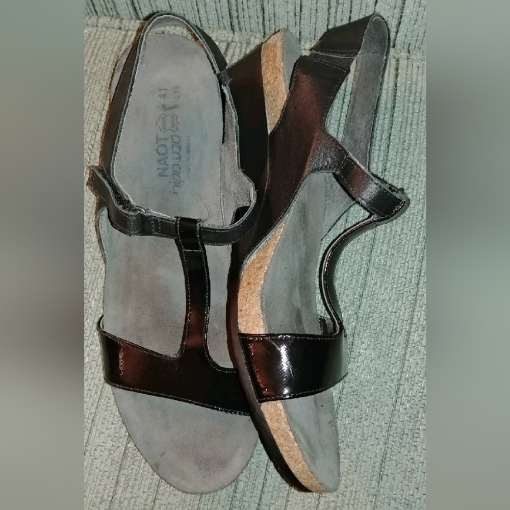 Naot Unicorn leather t-strap sandals